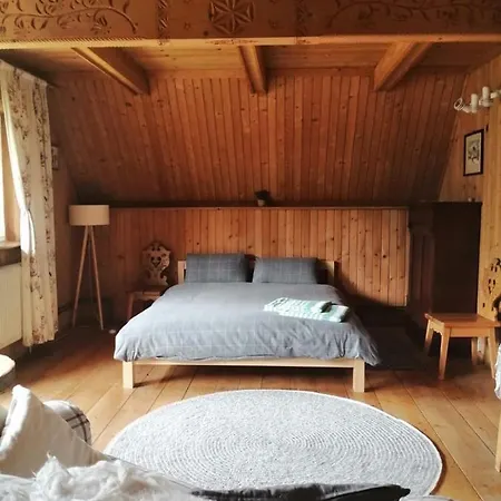 Leona Chalet
